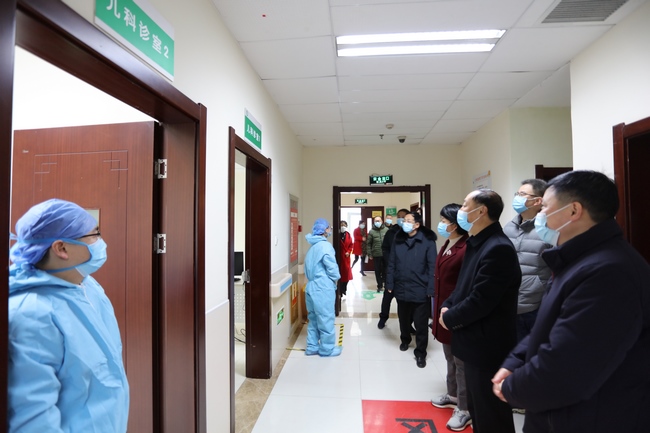 2021新春上班第一天，院領導班子慰問廣大醫(yī)護職工(圖6)