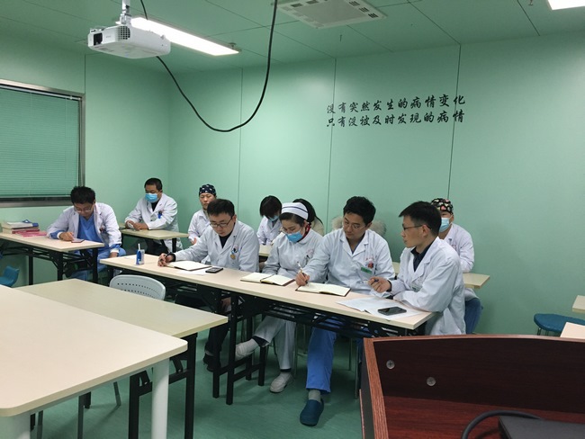 我院內(nèi)科第五黨支部召開黨委會(huì)議及黨員會(huì)議(圖2)