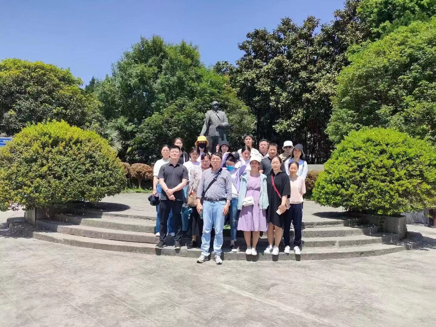 【黨史學(xué)習(xí)教育】緬懷革命先烈，傳承革命精神(圖3)