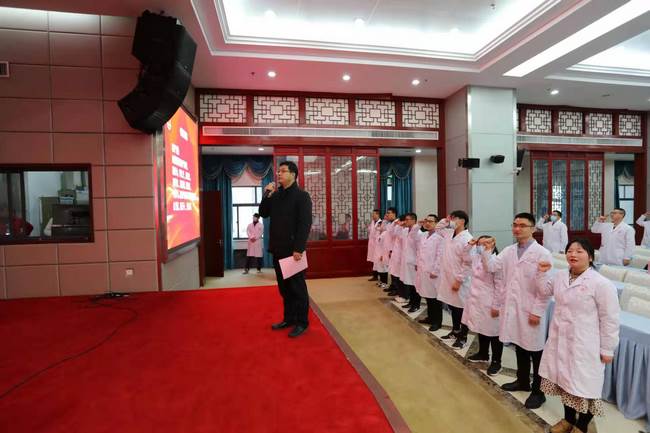 我院舉行2021年度新員工入職暨培訓(xùn)開(kāi)班儀式(圖3)
