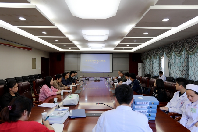 安徽省名老中醫(yī)唐喜玉、束芹工作室建設(shè)項目成功驗收(圖1)