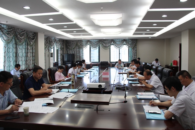 民主決策，科學(xué)管理——各代表團(tuán)分組討論(圖1)