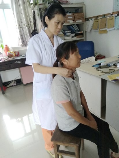 健康脫貧 百醫(yī)駐村——我院李海婷、張正龍醫(yī)師積極參與健康脫貧“百醫(yī)駐村”行動(dòng)(圖7)