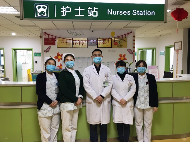 歲序更迭 辭舊迎新——除夕夜，感謝這些負(fù)重前行的醫(yī)護(hù)工作者(圖1)