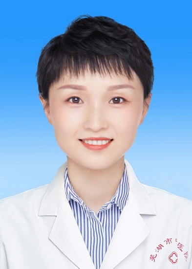 成蓓蓓 (Copy).jpg