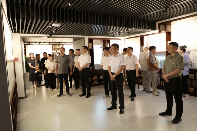 【喜迎黨代會 奮進(jìn)新征程】黨的建設(shè)篇：堅(jiān)持和加強(qiáng)黨的全面領(lǐng)導(dǎo)  踔厲奮發(fā)譜寫醫(yī)院發(fā)展新篇章(圖6)